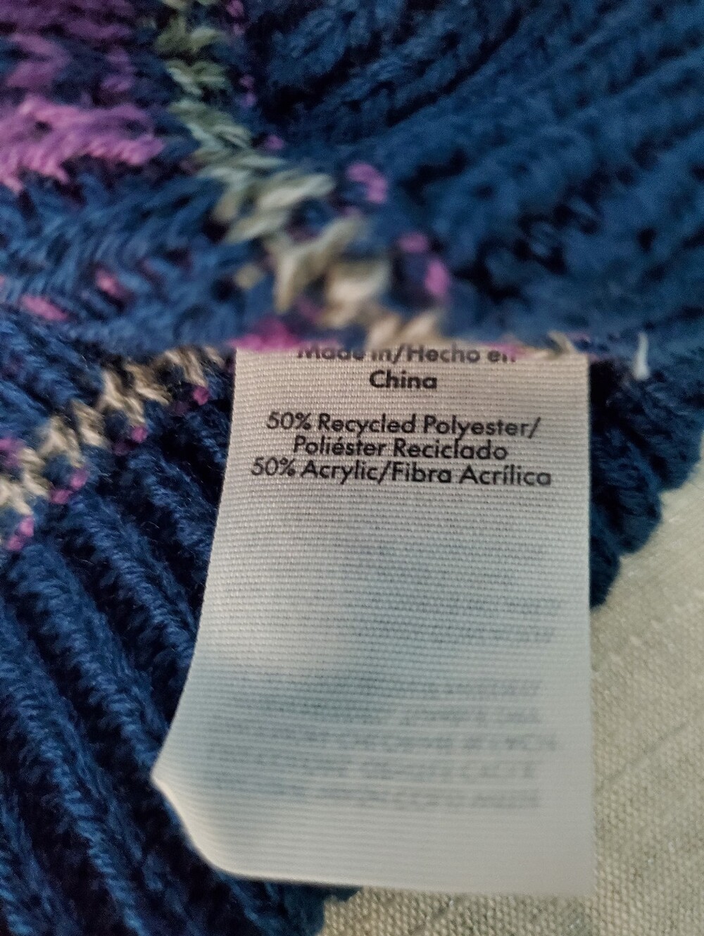 Stranger Things Cardigan - Picture 7 of 7